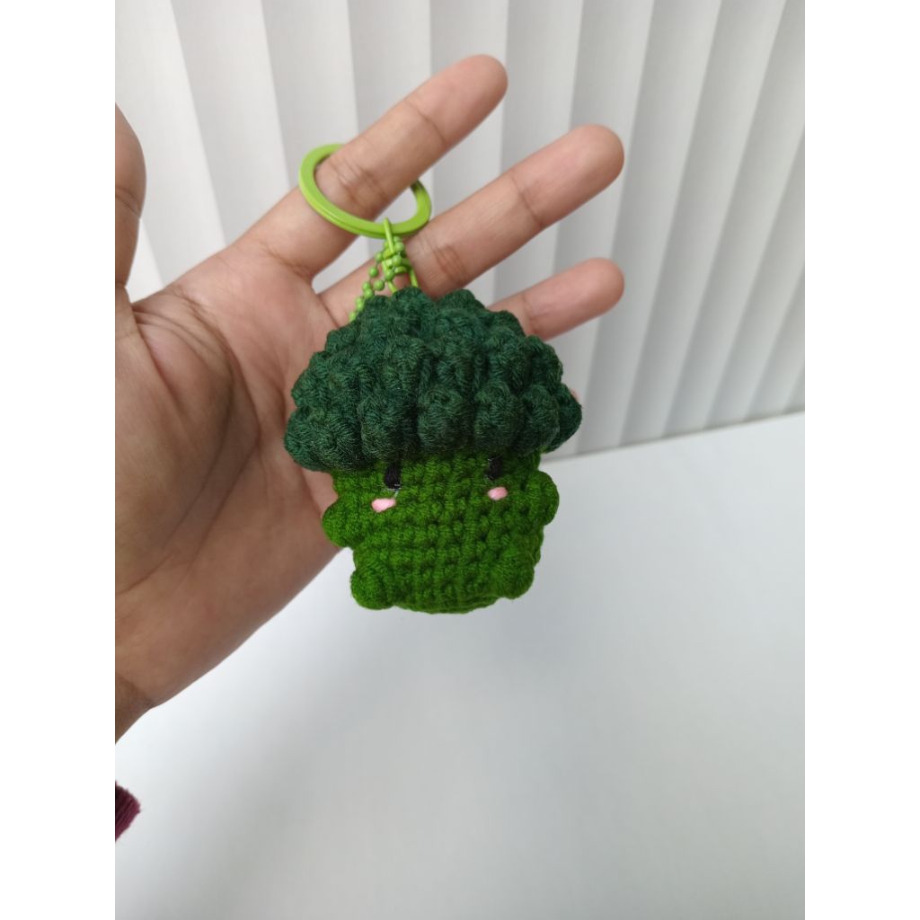 Gantungan kunci rajut brokoli, Gantungan tas rajut brokoli