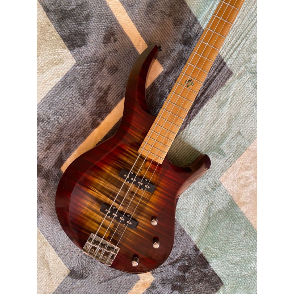 Bass 4string neck original lace helix