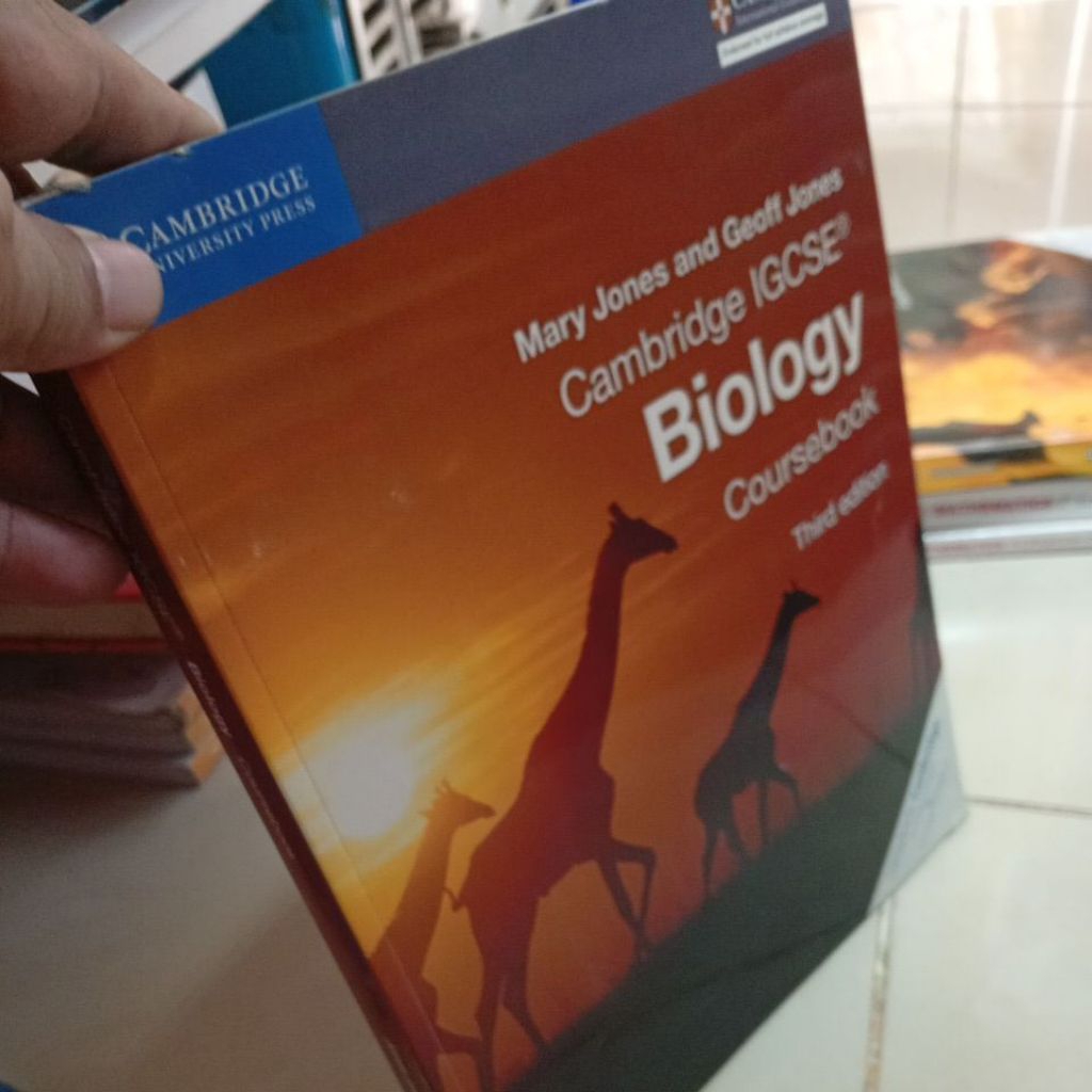 Cambridge IGCSE Biology Coursebook Third Edition