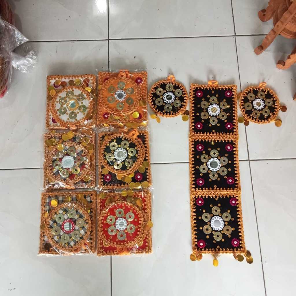 LAMAK BALI/ LAMAK PELINGGIH/ LAMAK PELANGKIRAN/ LAMAK SET PIS BOLONG/ LAMAK SET MOTIF DAUN