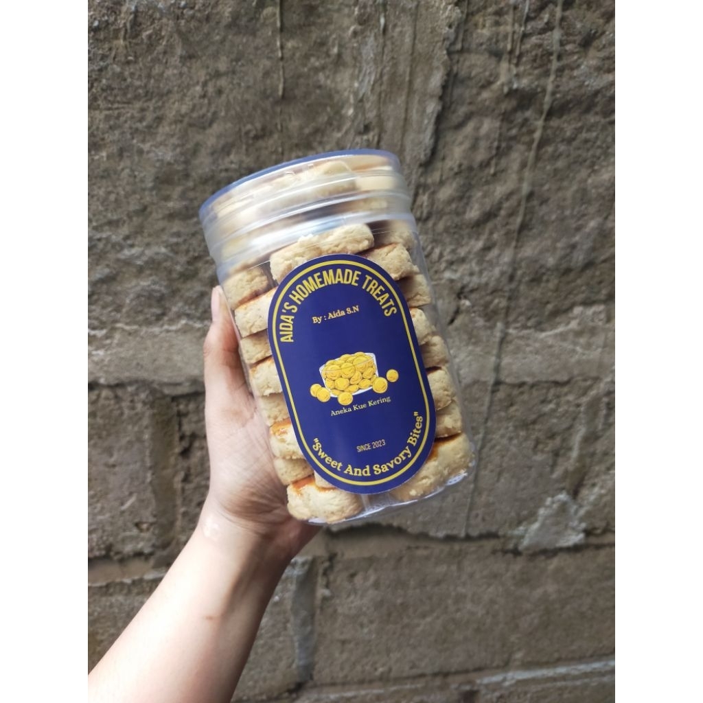 

Kue kacang Kue kering kacang Renyah dan gurih kemasan toples 750ml