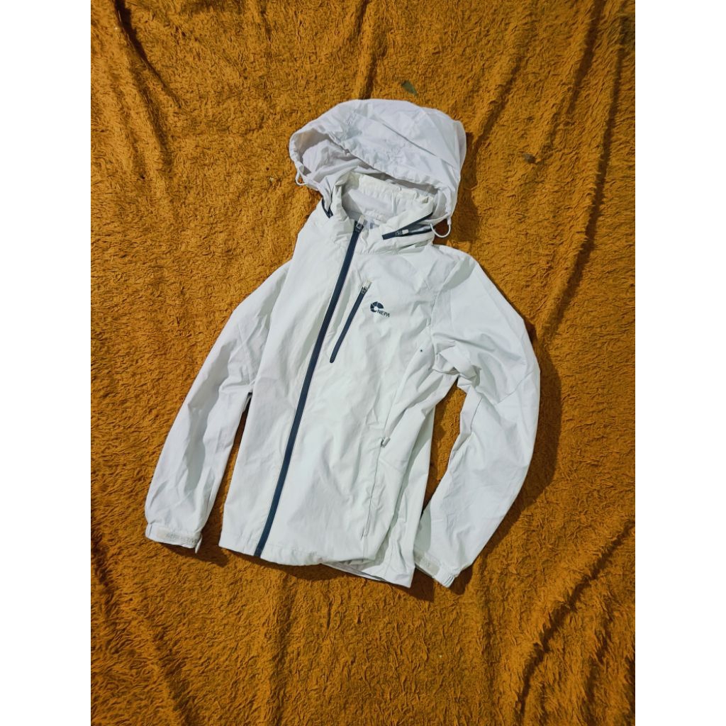 Nepa active hiden hodie