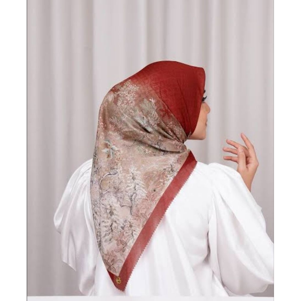 Buttonscarves holiday series