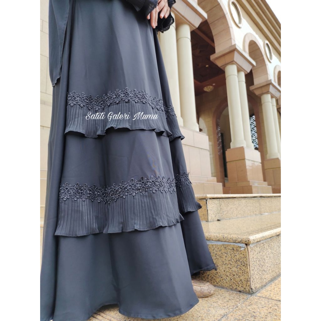 Abaya Zarah/ abaya fursan/ abaya hitam/ abaya muslimah/ abaya rempel/ gamis/ gamis hitam/ gamis abay
