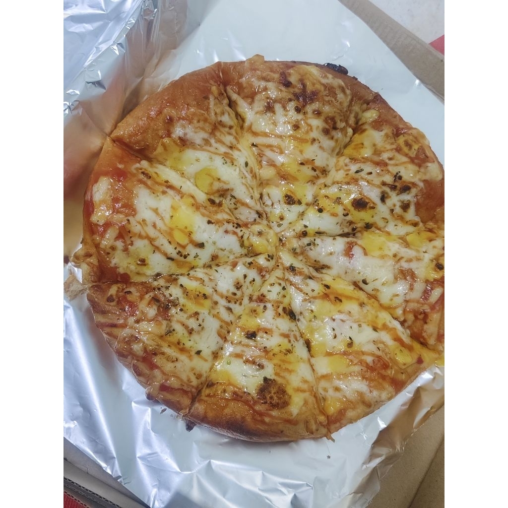 

pizza lembut premium triple cheese pizza korea diameter 24cm pizza frozen beku