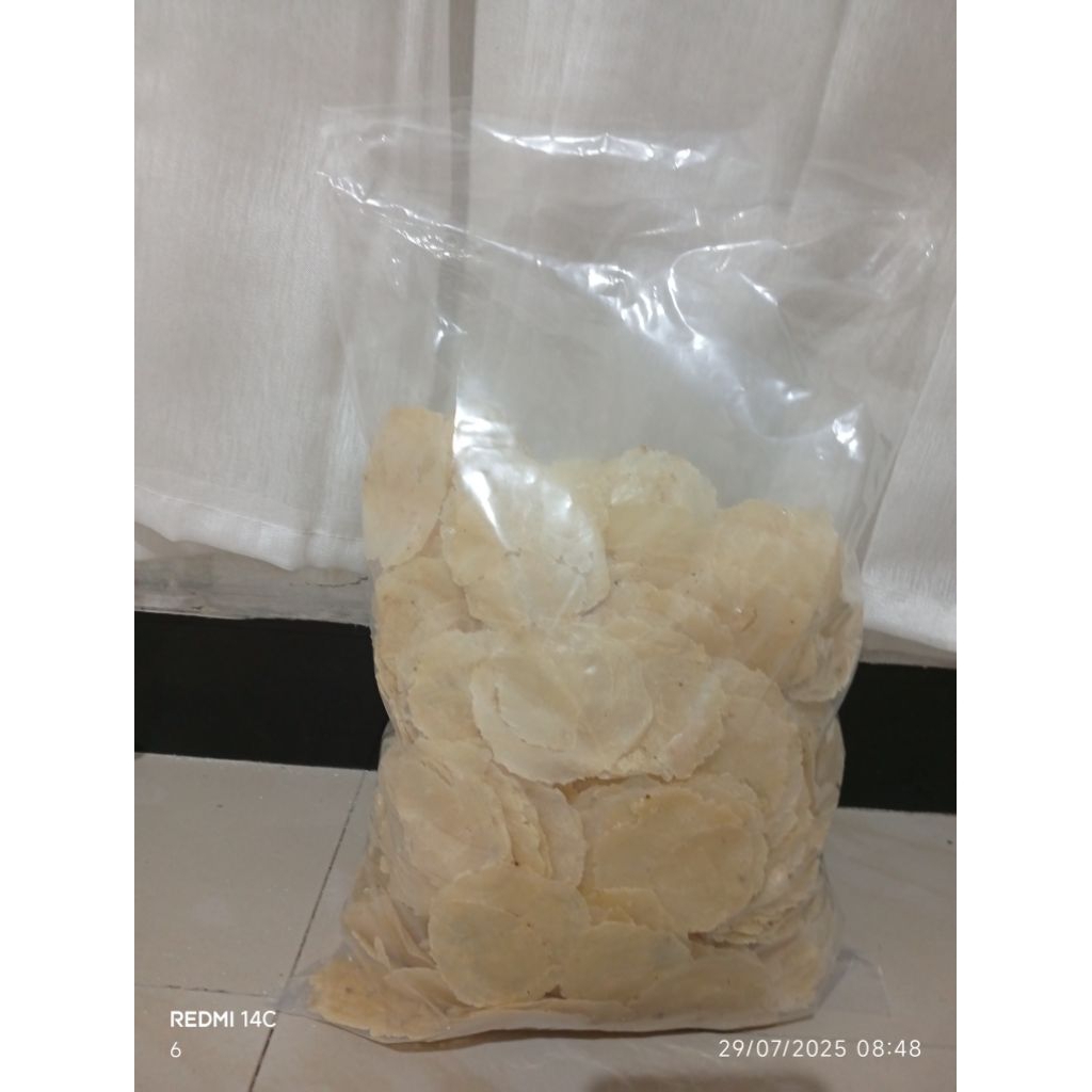 

emping melinjo mentah biji 1 berkualitas