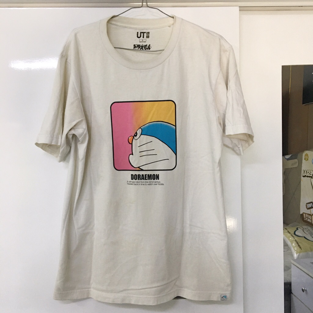 Uniqlo UT Kaos Doraemon - Second