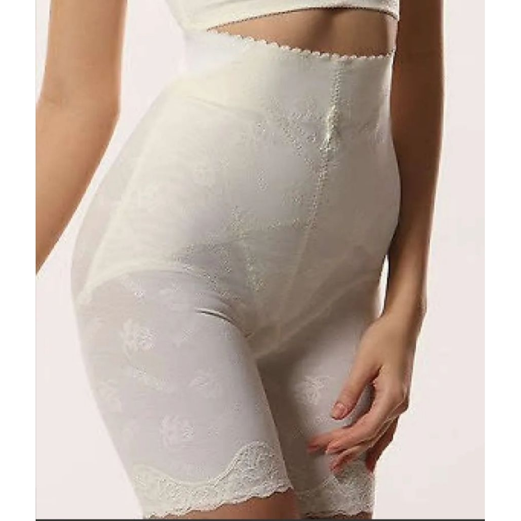 Amylinear Modelling Pants FE 388 uk.70 putih (celana cewek)