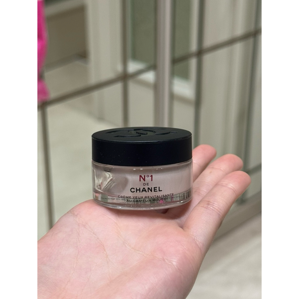 Chanel Red Camellia Revitalizing EYE CREAM