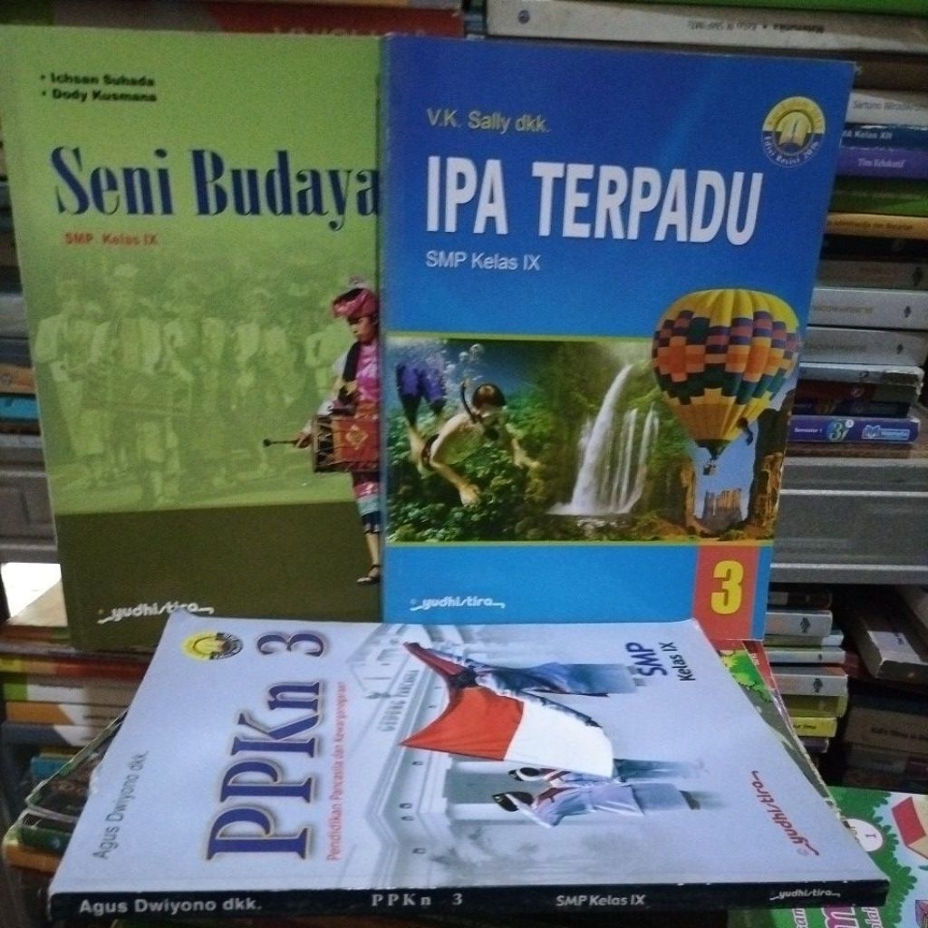 buku Bekas Yudistira SMP kelas 9