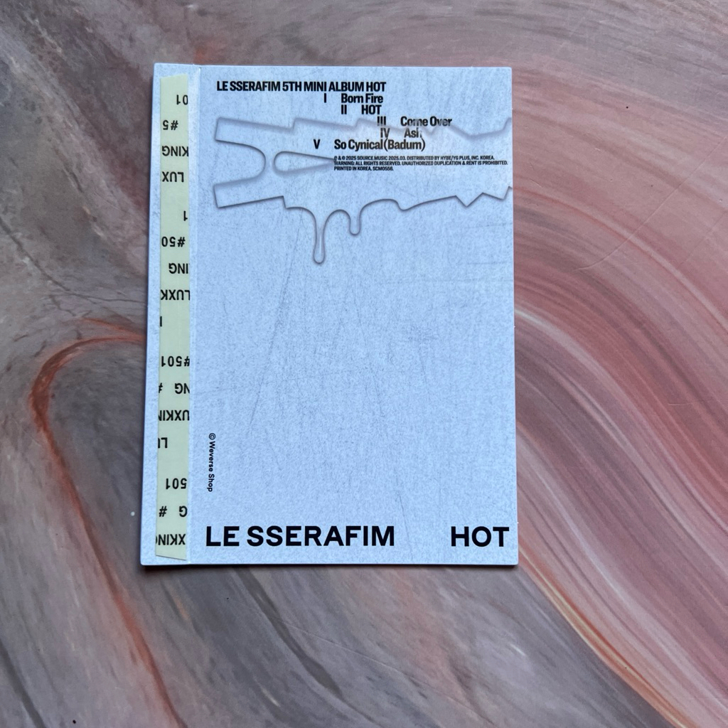 

MEMOBOARD LE SSERAFIM HOT