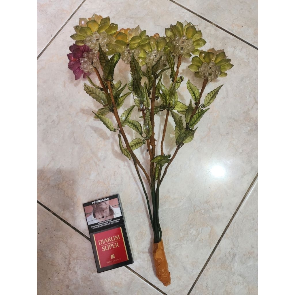 peninggalan mbah pajangan antik jadul kristal unik kuno