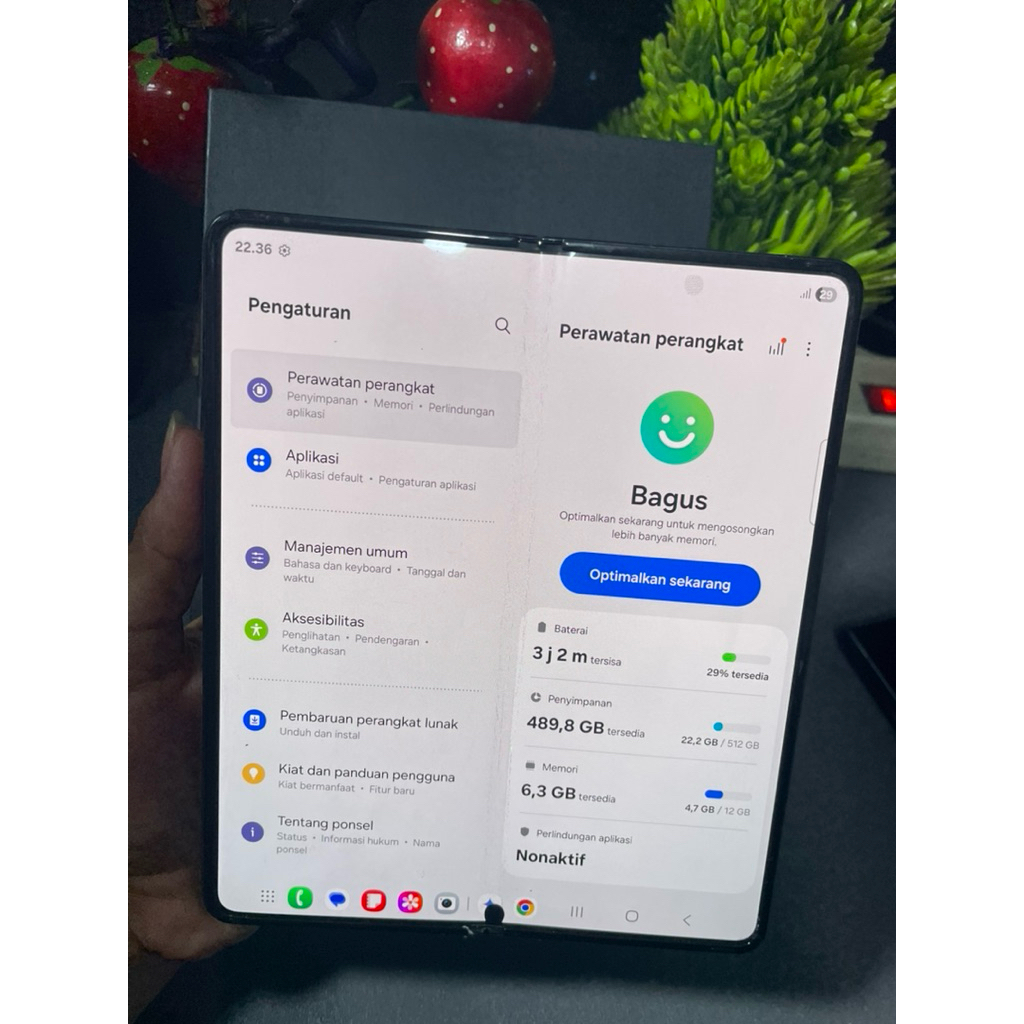 SAMSUNG Z FOLD 4 5G RAM 12/512GB ORIGINAL SEIN NORMAL     HANYA MINUS LCD DALAM TOMPEL MANIS SAJA BA