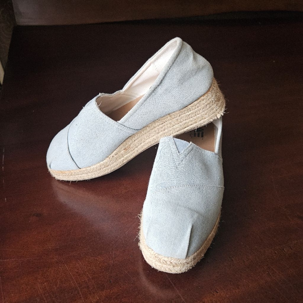 preloved sepatu american eagle denim jeans shoes wanita bekas mules