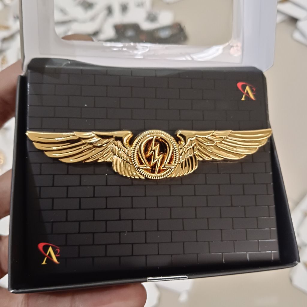 super exclusive brevet wing pin elektro tni au