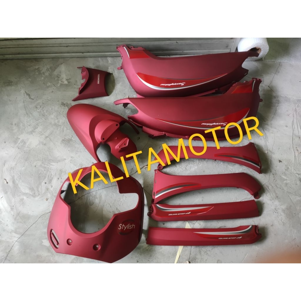 Cover body honda scoopy esp stylish 2018 merah doff