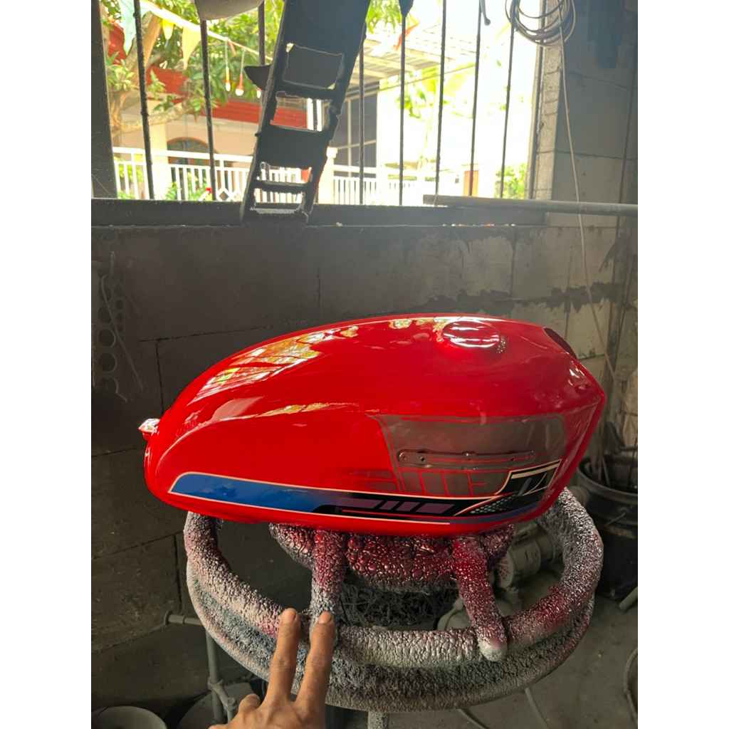 TANGKI CB125 SULTAN PART CAT/BEBAS RIQUES