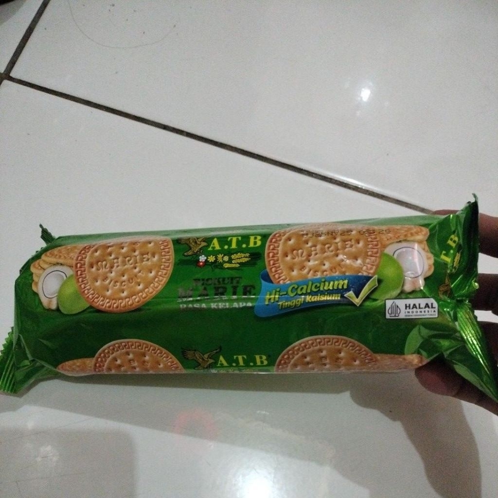 

biskuit coconut marie ATB 180g