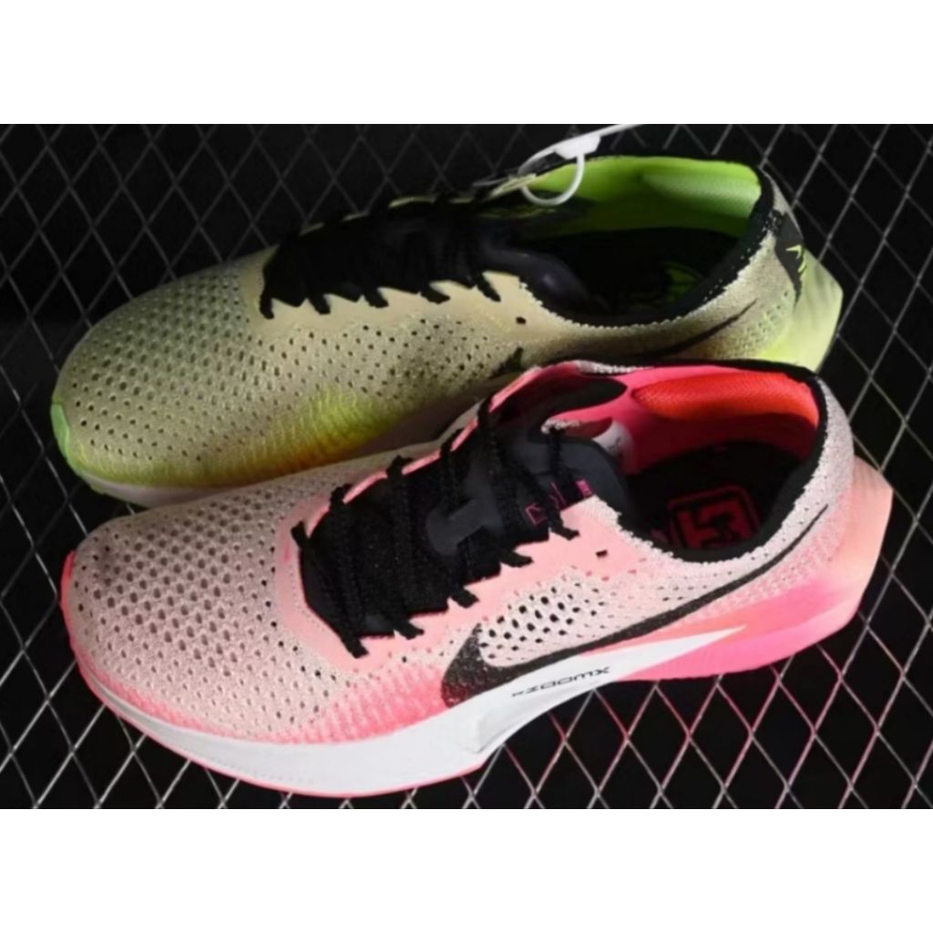 Sepatu Nike Vaporfly 3 Men's Road Racing (Original)