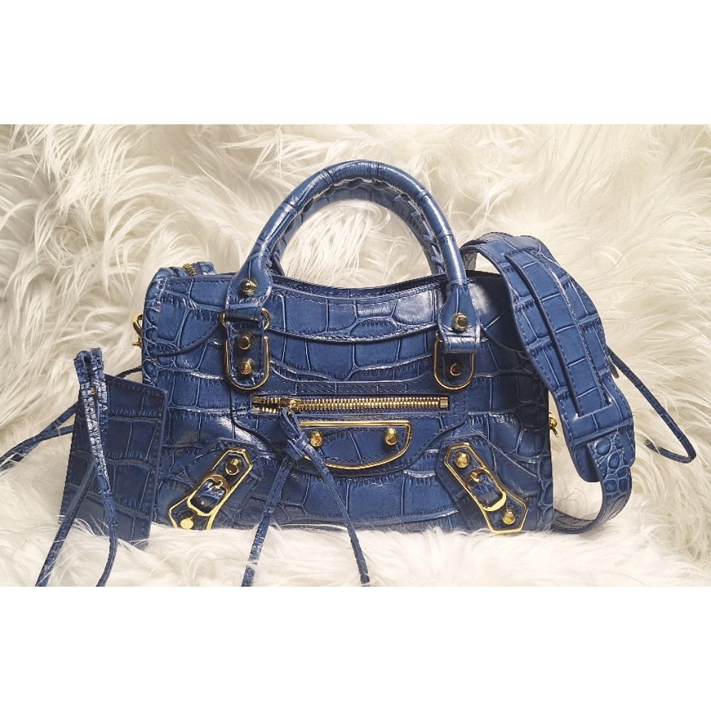 Sling n Shoulder Bag Edge Genuine Leather Croco Texture Blue PRELOVED