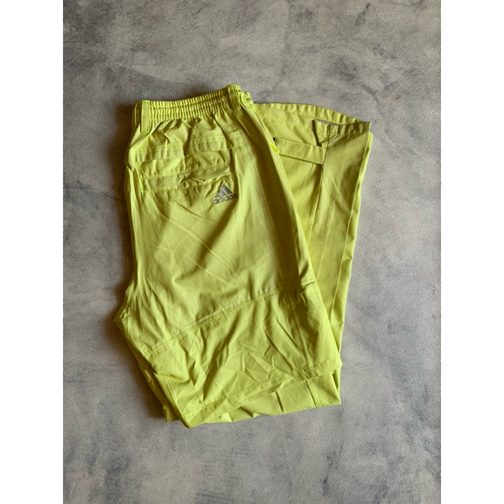 OUTDOURPANTS / CELANA OUTDOUR PARASUT ADI DAS SECOND THRIFT