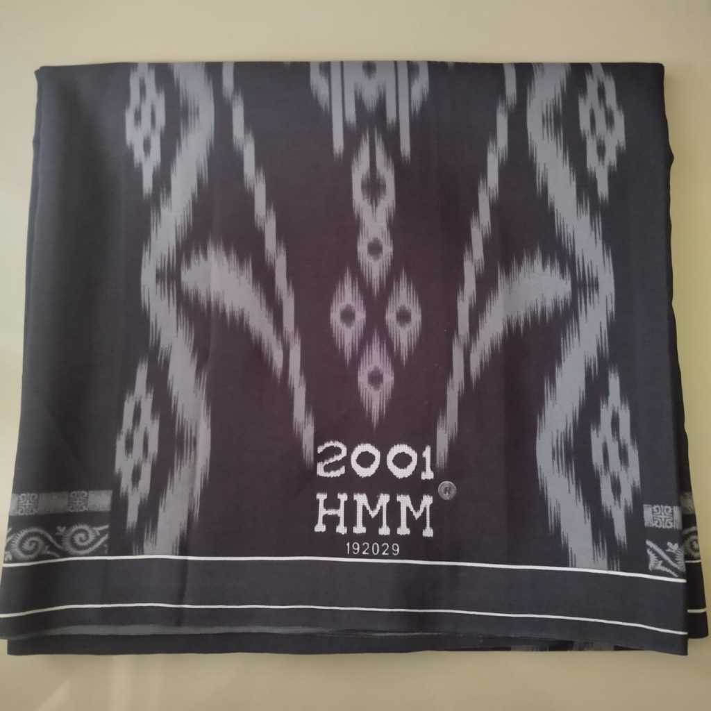 Sarung Samarinda Dewasa 2001 HMM 192029 Abu Tua (Preloved/Second)