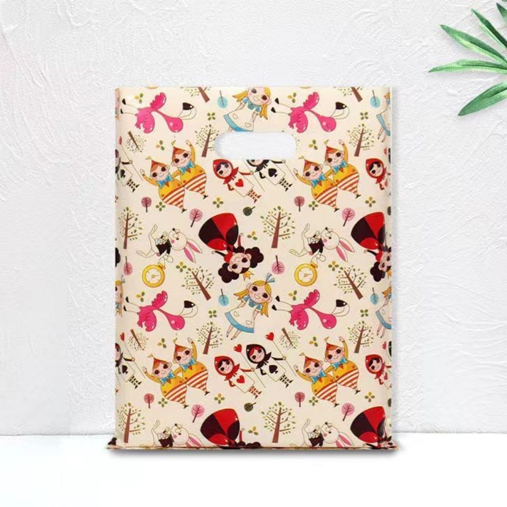 

kantong plastik oval / kantong fashion kado premium 25x35 isi 50 pcs