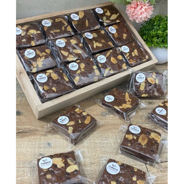 

Brownies Potong | 5.5x5.5 cm | fudgy brownies