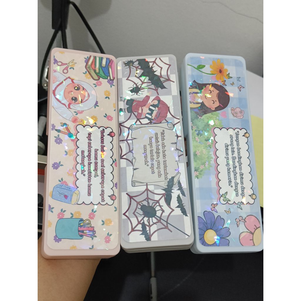 

Tempat Pensil Custom