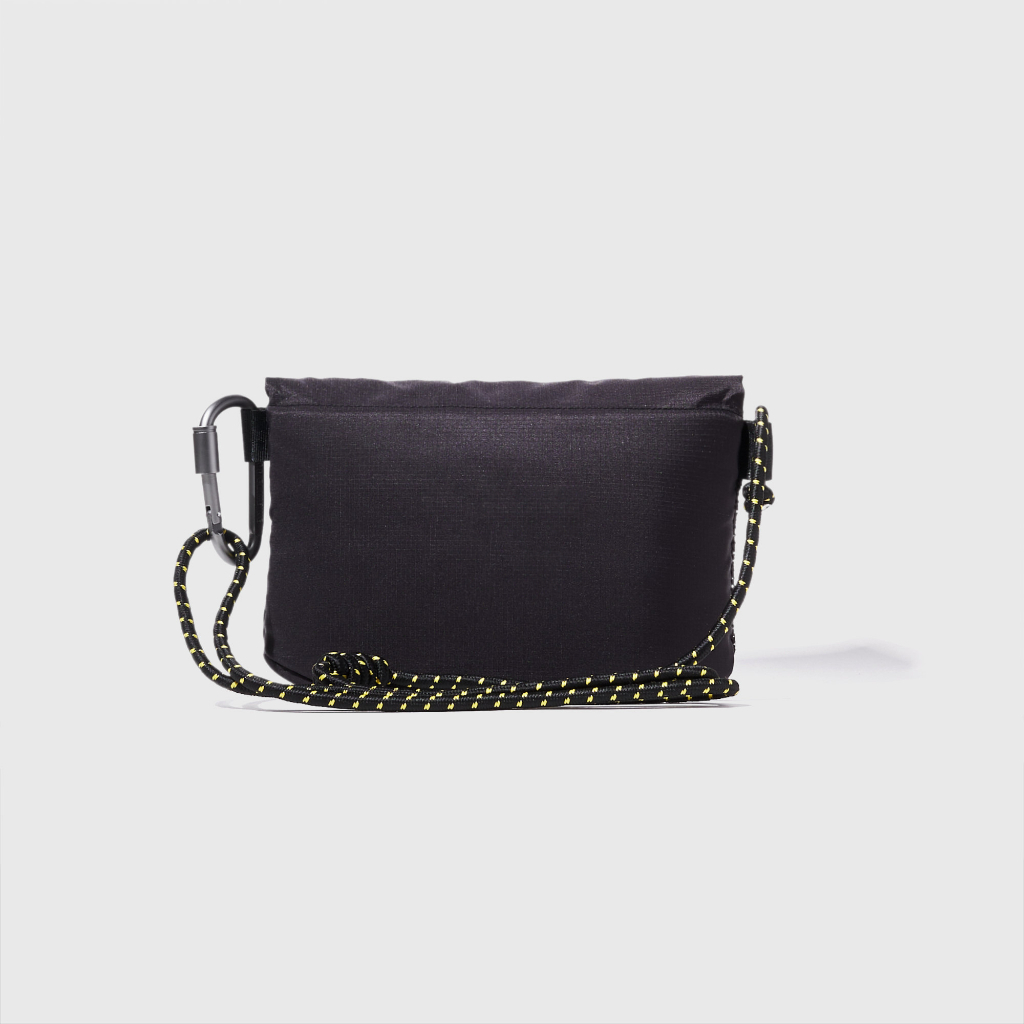 premium syma. chain sacoche sling bag black