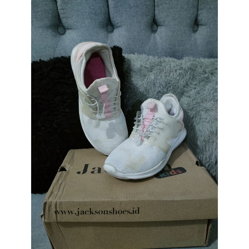 Sepatu Jackson kids preloved