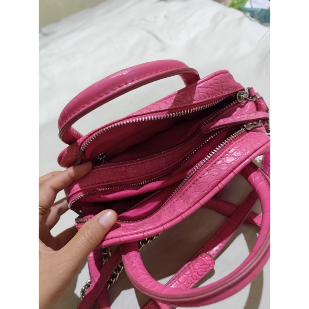 PRELOVED TAS SELEMPANG KULIT ASLI