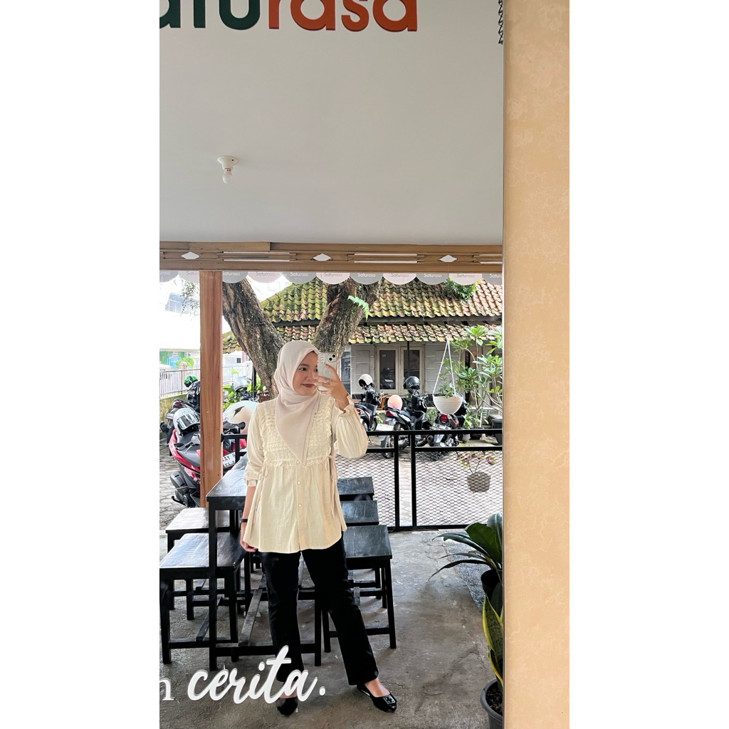 Preloved Blouse Linen