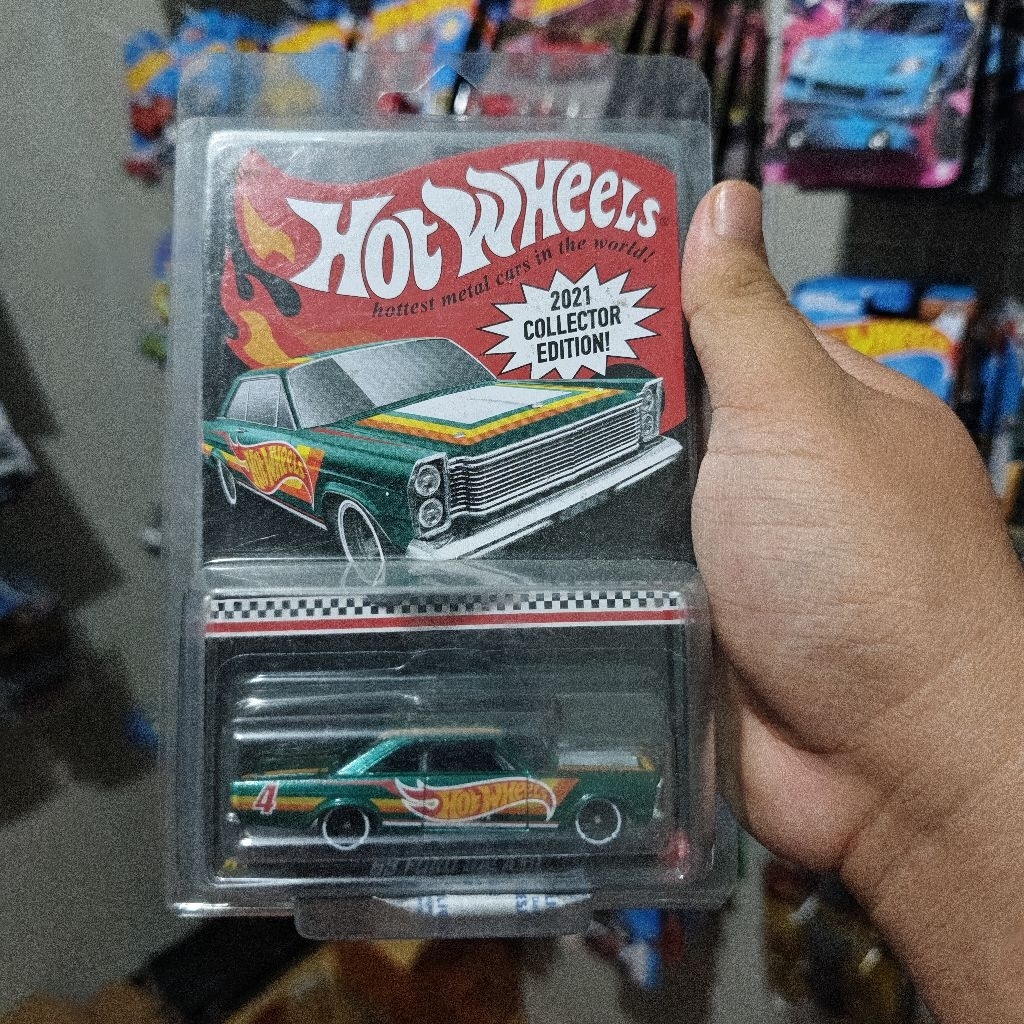 Hot Wheels Collector Edition 2021 65 Ford Galaxie