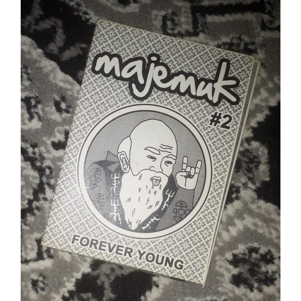 

Majemuk Mini Zine Art Indie #2 Forever Young