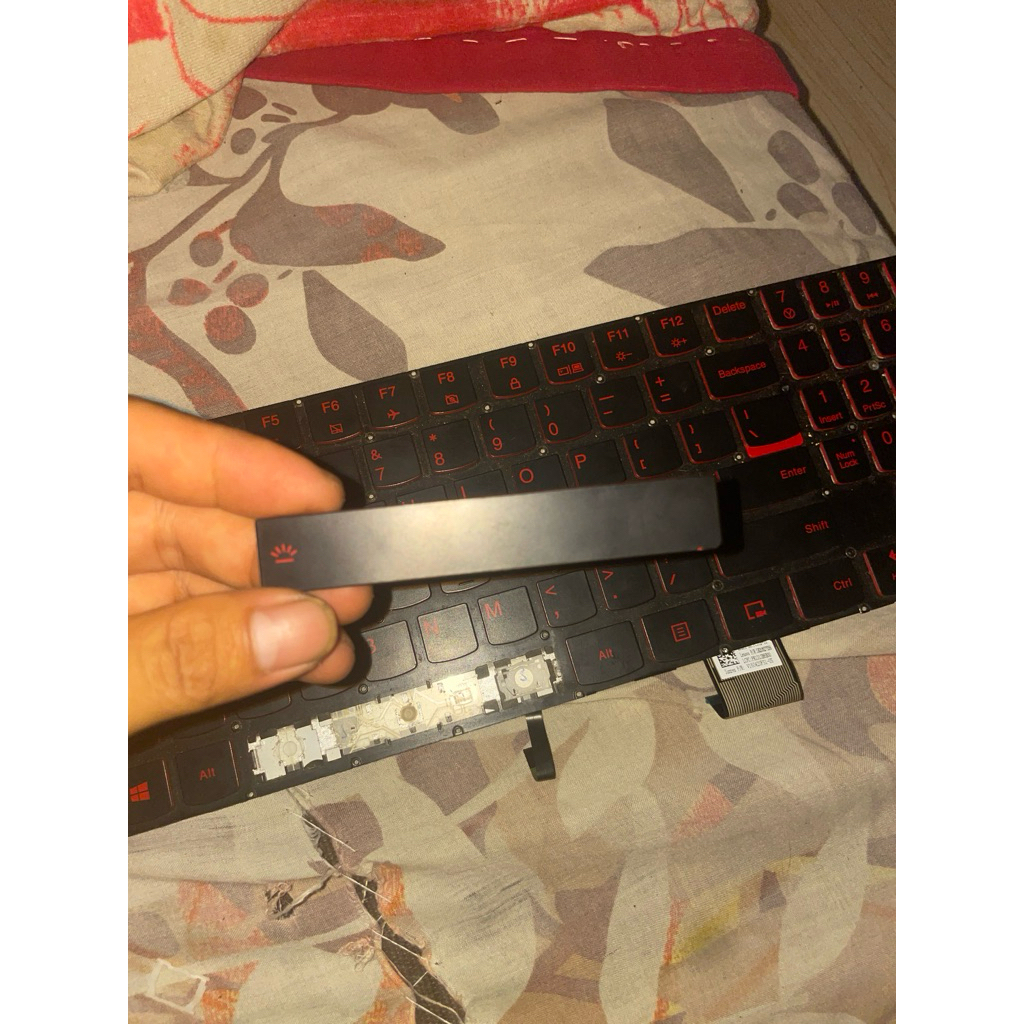 tuts keyboard lenovo legion y520