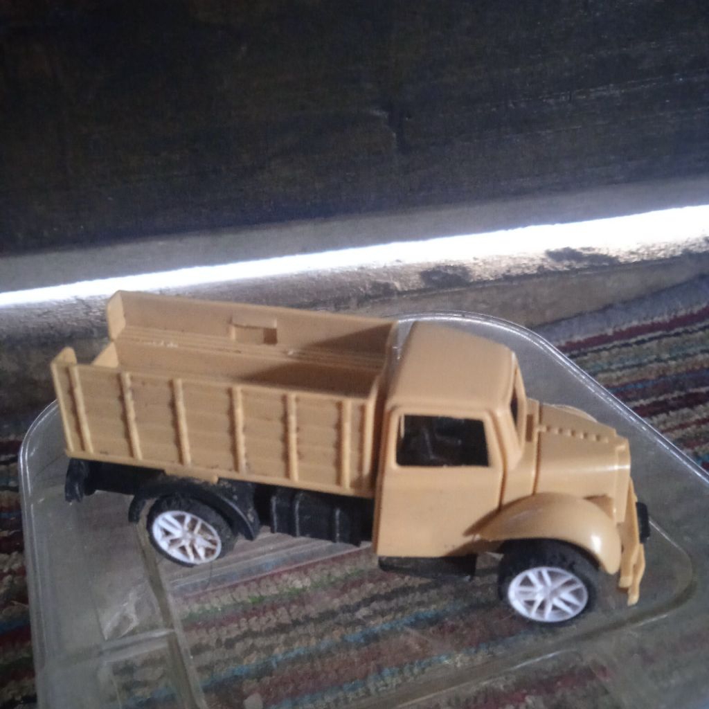 Mainan jadul Truk Military bekas Era 90ane
