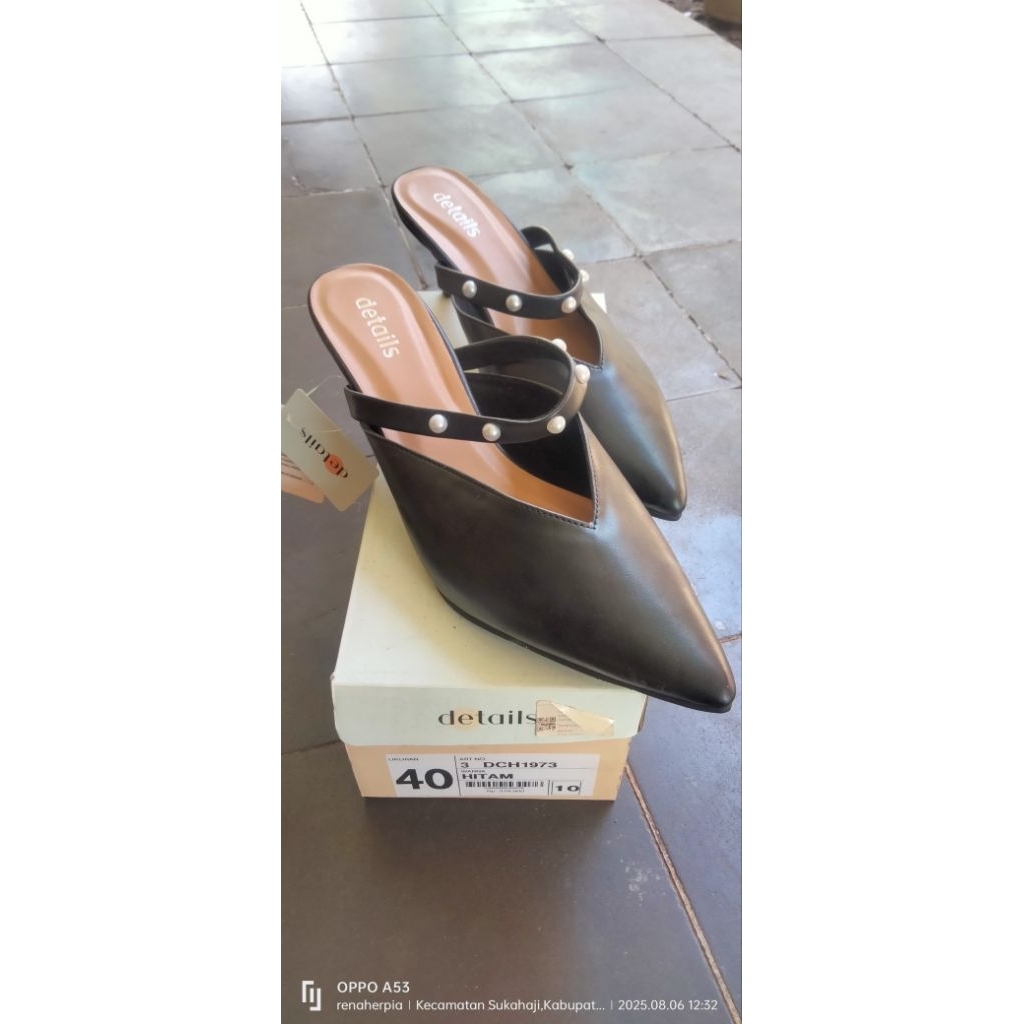 details sepatu sandal bustong heels