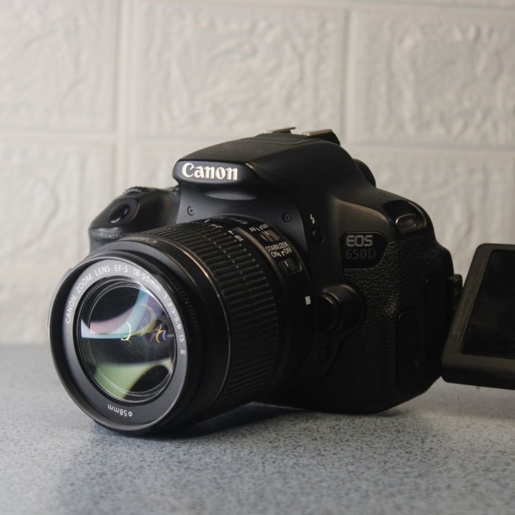 KAMERA CANON 650D