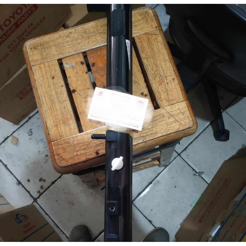 Upper tank radiator Innova Fortuner Hilux diesel