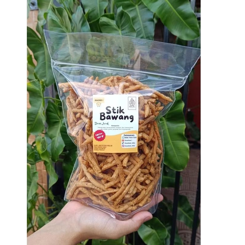 

SNACKEE || Stik Bawang rasa " DAUN JERUK" isi 450gr premium gurih, garing, dan renyah