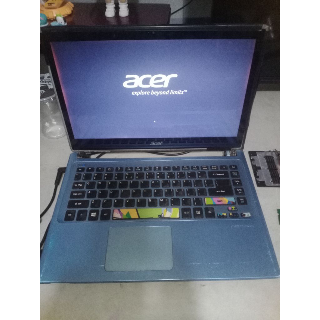 Leptop Acer Aspre V5-471 Core i3 Ram 6 HDD 320