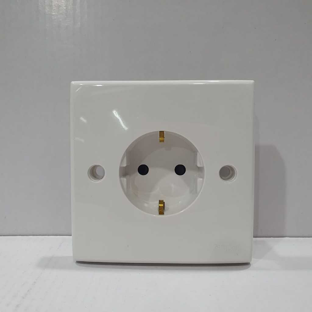 Schneider Clipsal Stop Kontak Arde Tunggal