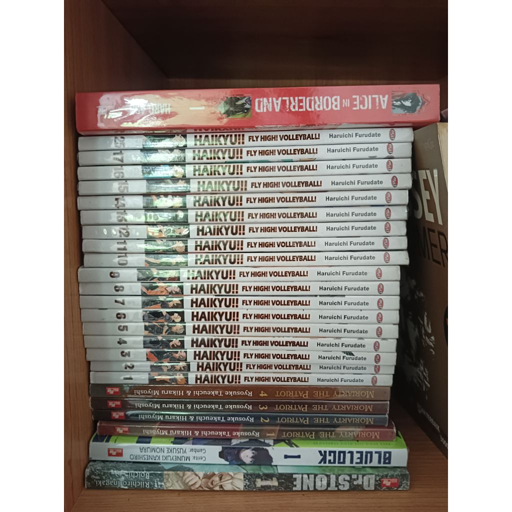 komik moriarty the patriot vol 1