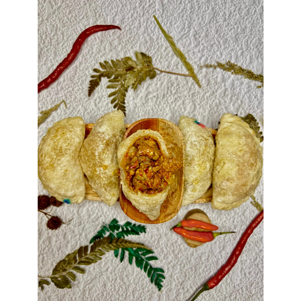 

CIRENG ISI PREMIUM KULIT AYAM PEDAS FROZENBYBIE