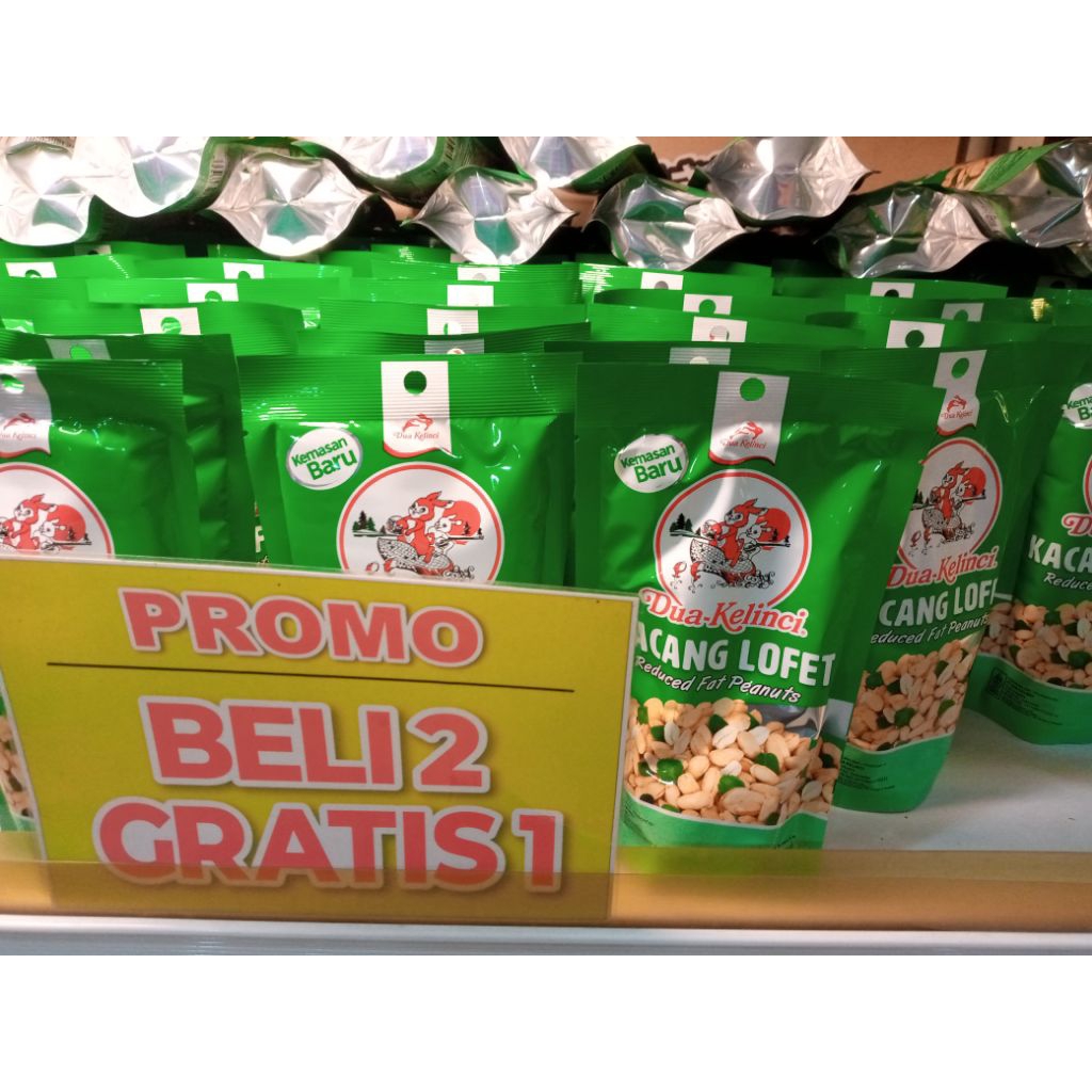 

PROMO (BELI 2 GRATIS 1) HARGA YANG TERTERA ADALAH HARGA PER 1 PCS Kemasan Baru Kacang Lofet 60 gram Rasa Daun Jeruk Dua Kelinci