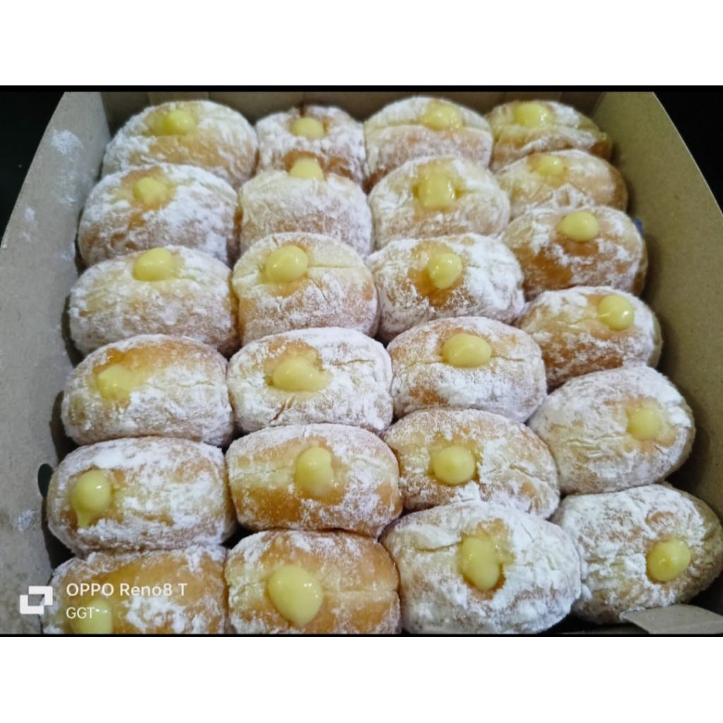 

Donat Bomboloni isi Full Durian