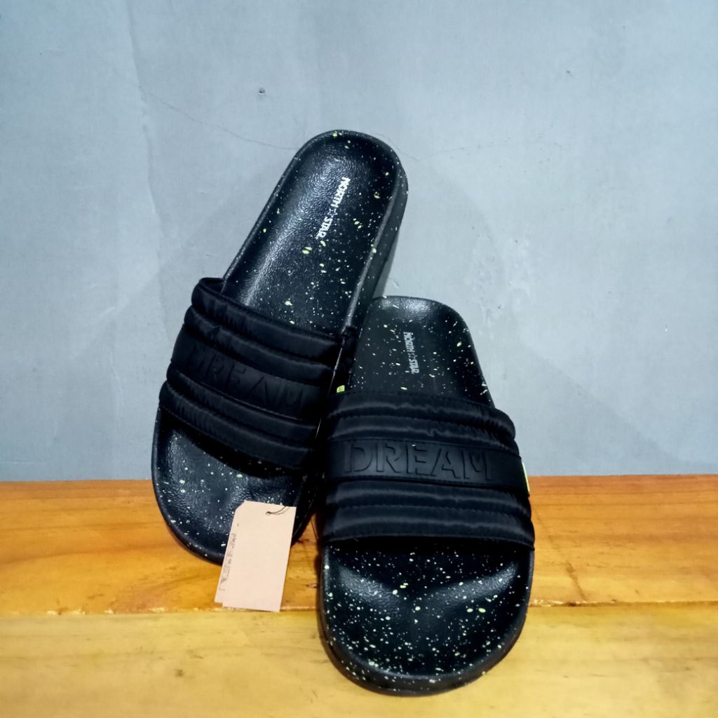 North Star Sandal Slide Sport Karet Pria - Black 43