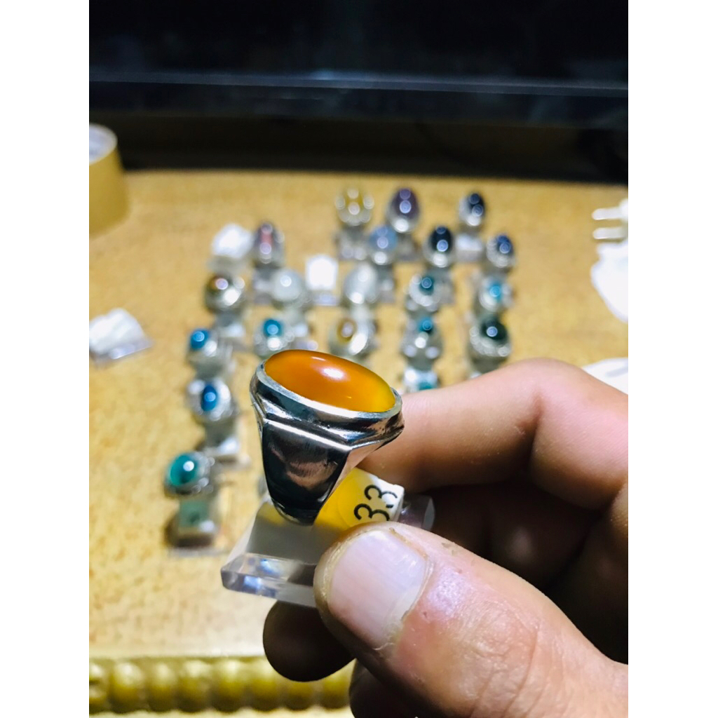 cincin batu bacan obi warna orange asli