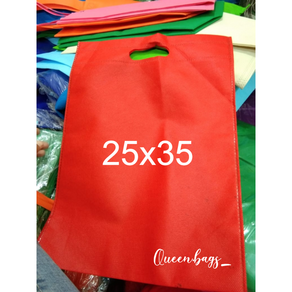 

Tas Spunbond Goodiebag Tebal Polos Serbaguna /Tas Plong uk 25x35 cm